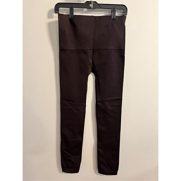 Spanx Women’s 1X Plus Look At Me Now Black Seamless Ankle Leggings Stretch NWT - Picture 6 of 8